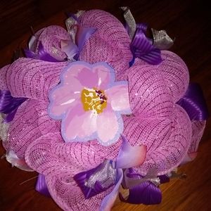 12 in Deco mesh wreath